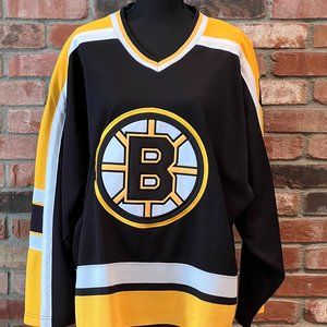 Boston Bruins PRO PLAYER NHL JERSEY Sz Med